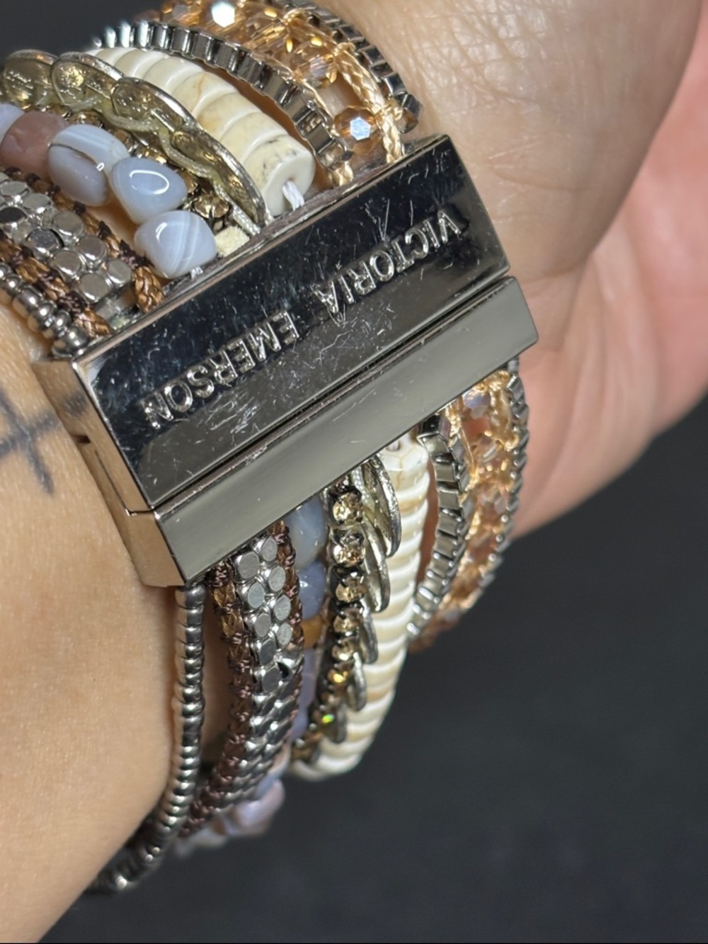 VICTORIA EMERSON MIXED Beaded Boho Coachella Magnetic Closure Wrap Bracelet - Picture 8 of 8